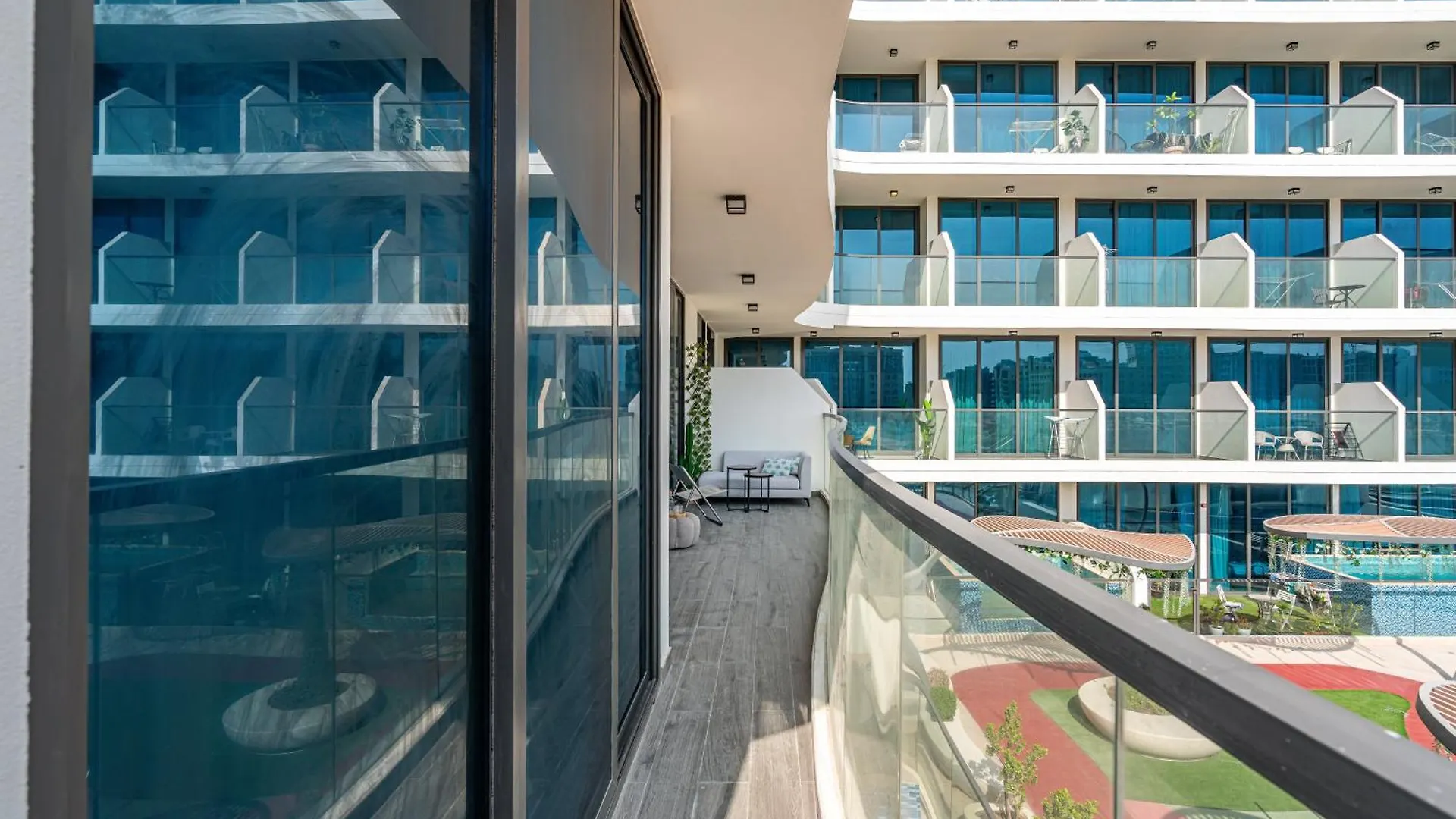 Apartamento Venetian - Private Pool Paradise 2Br In Arjan Dubái
